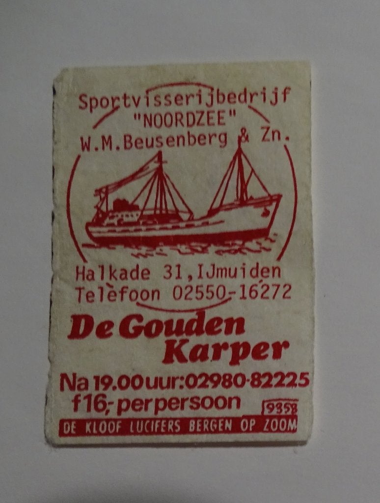 Sportvisserijbedrijf   NOORDZEE  DE GOUDEN KARPER   IJMUIDEN, Verzenden, Zo goed als nieuw, Luciferdoosjes of -merken
