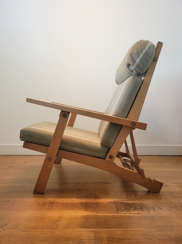 AP72 fauteuil en voetenbank van Hans J. Wegner 1975, Huis en Inrichting, Ophalen, Vintage design, Mid Centruy Modern, Deens design