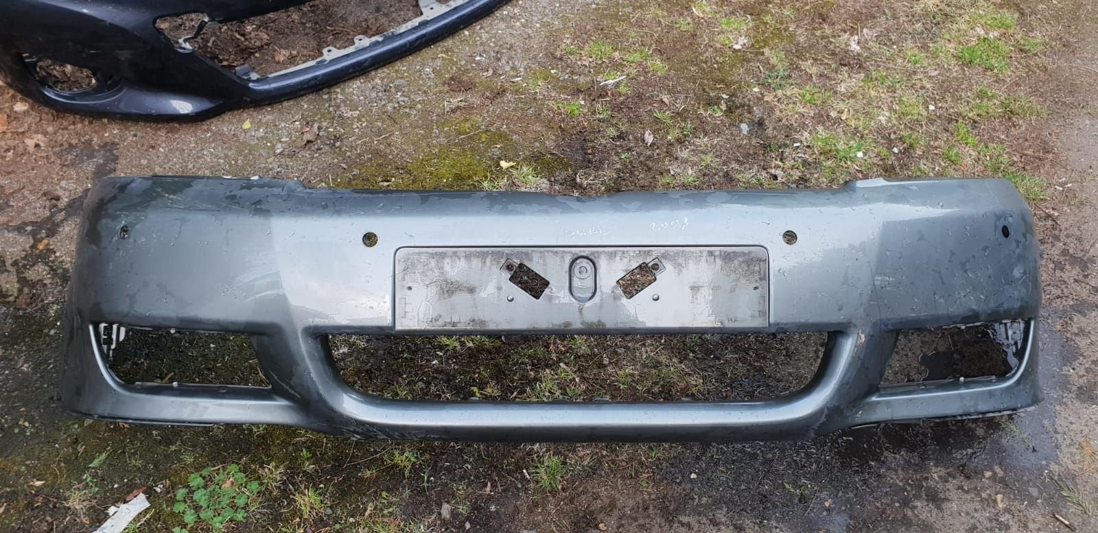 TOYOTA AURIS VOORBUMPER BJ 2007, Gebruikt, -, Voor, -