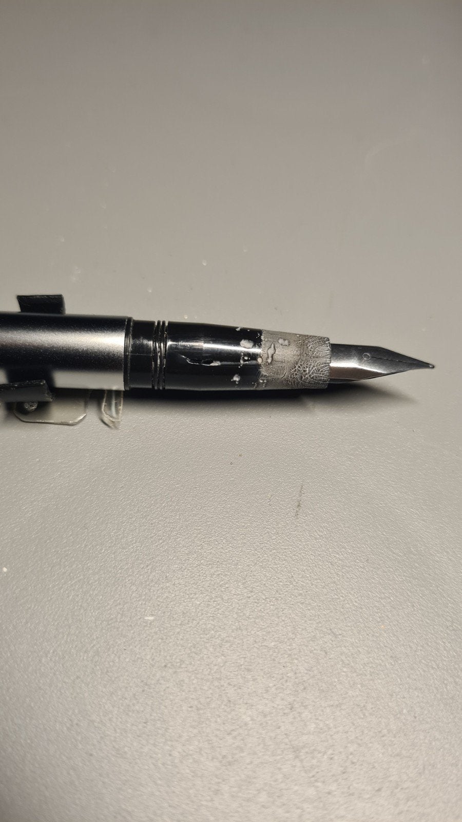 Gezocht! Oude defecte of kapotte vintage Waterman vulpennen., Verzamelen, Pennenverzamelingen, Gebruikt, Verzenden, Met reclame