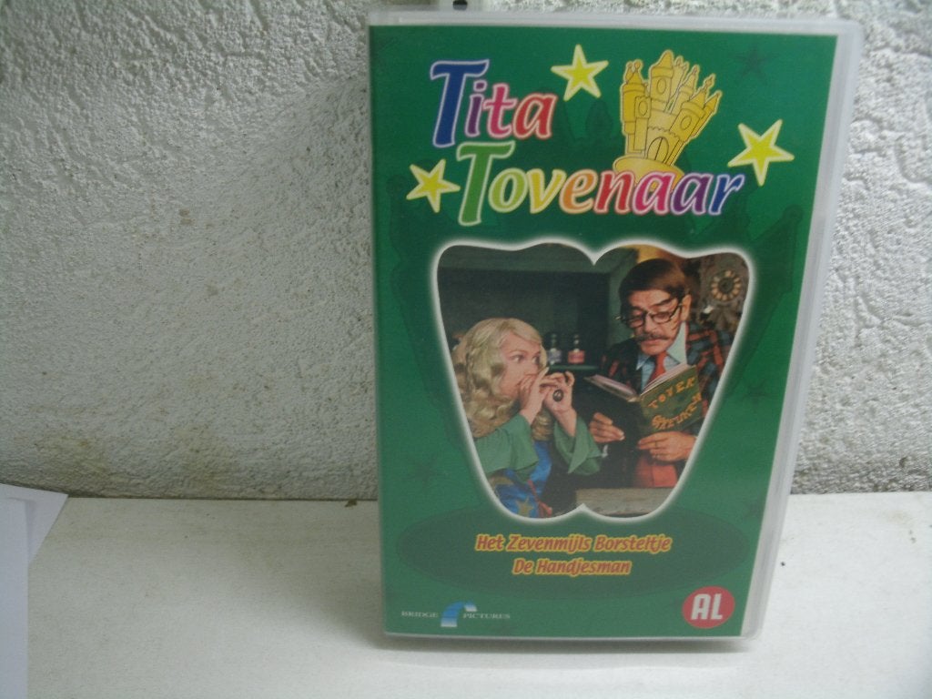 vhs 218a tita tovenaar het zevenmijls borsteltjes, Alle leeftijden, Ophalen of Verzenden, Zo goed als nieuw