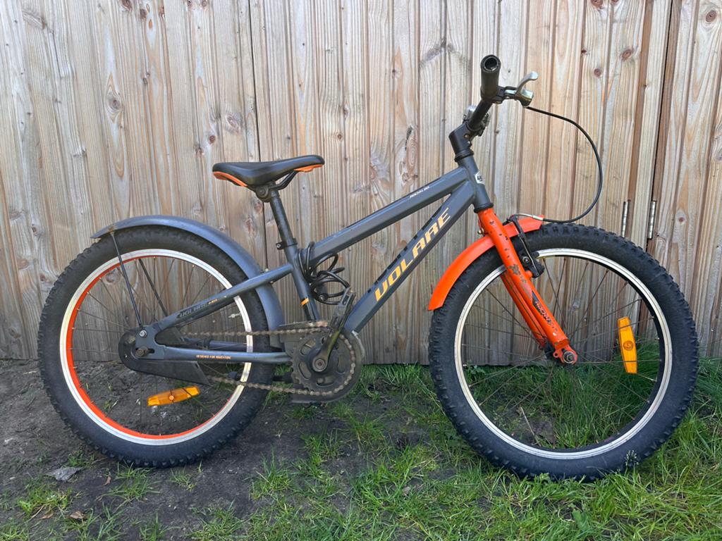 Stoere Gebruikte Kinderfiets Volare 20 inch - Grijs/Oranje, Ophalen, Gebruikt, Velgrem, 20 inch of meer