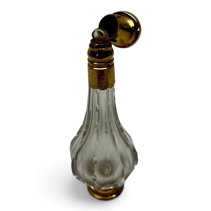 19e eeuwse kristallen parfumflacon, gouden montuur voet, Ophalen of Verzenden
