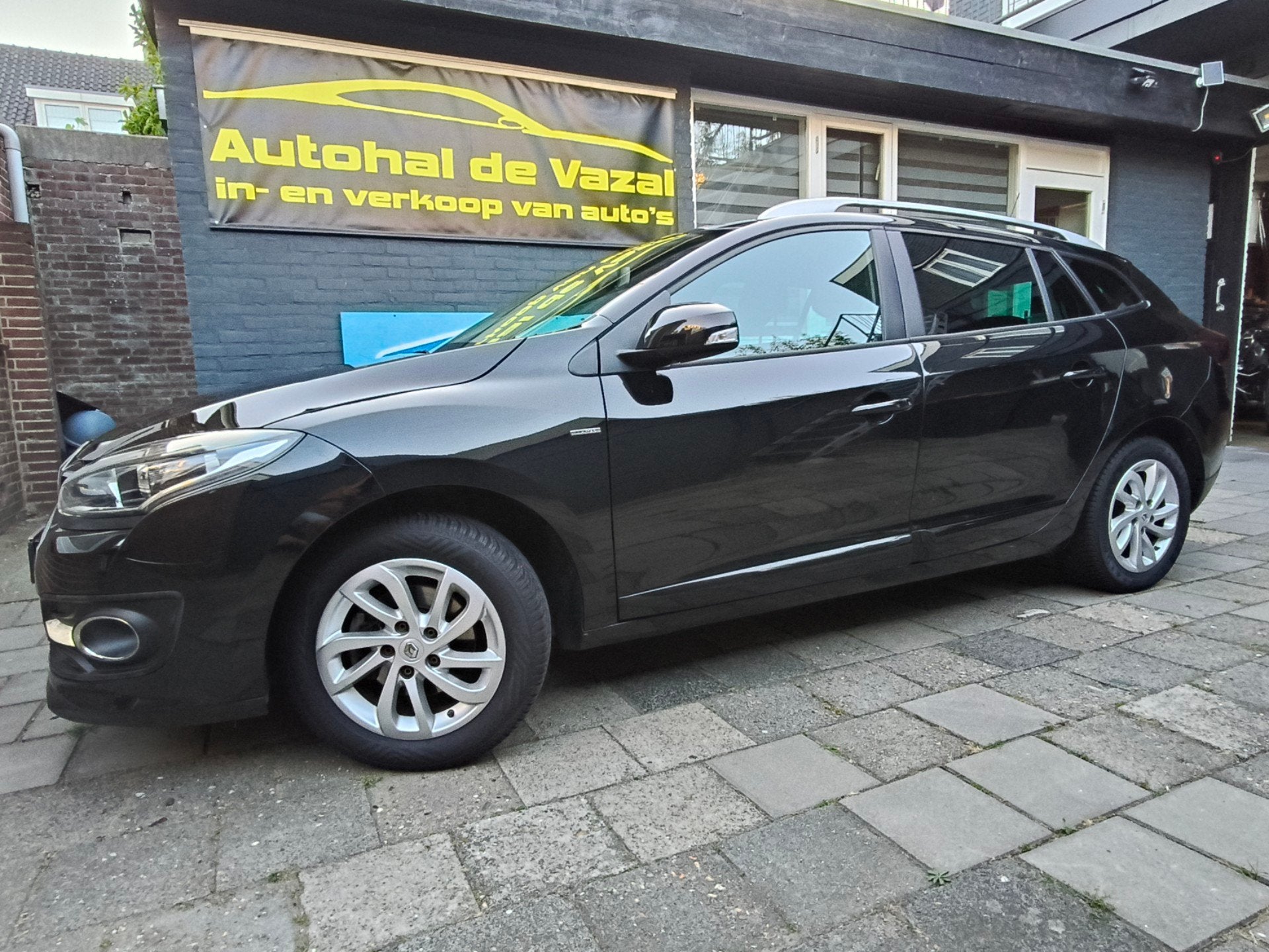 Renault Mégane Estate 1.2 TCe Limited Nw Distr ketting ,ond, Voorwielaandrijving, Euro 5, Stof, Gebruikt