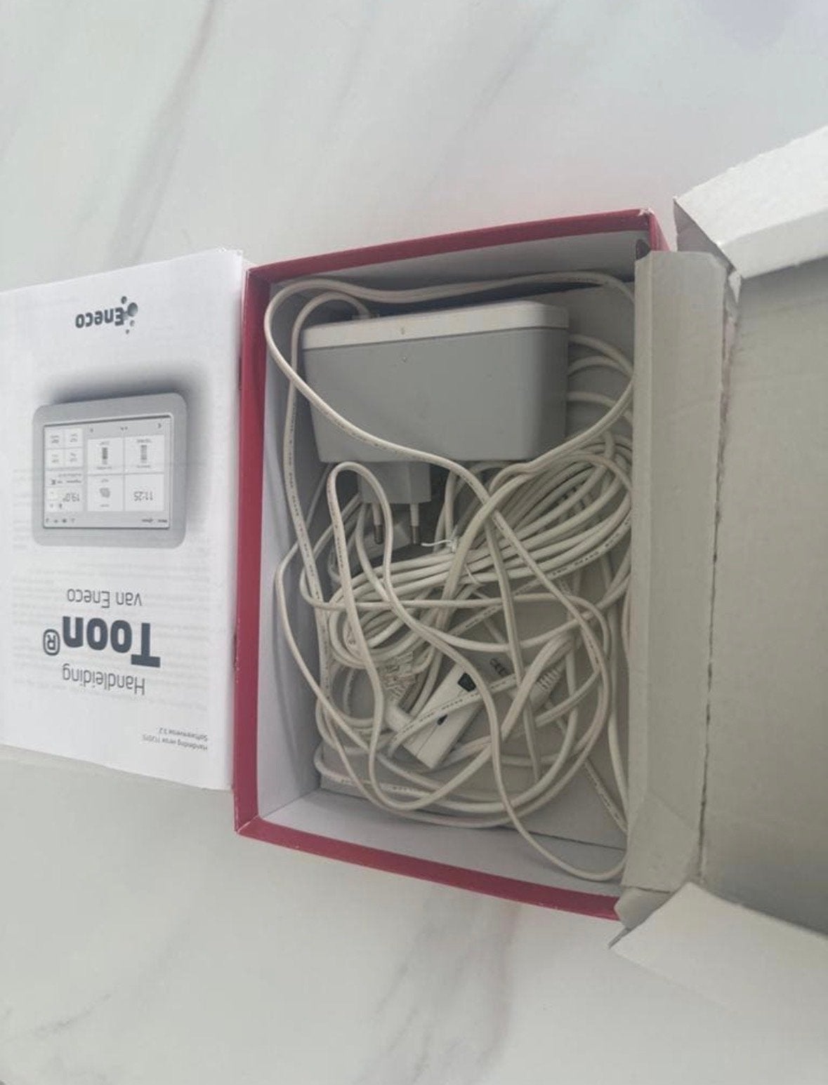 Eneco Toon Slimme Thermostaat - Zo goed als nieuw, Doe-het-zelf en Verbouw, Thermostaten, Ophalen of Verzenden, Slimme thermostaat