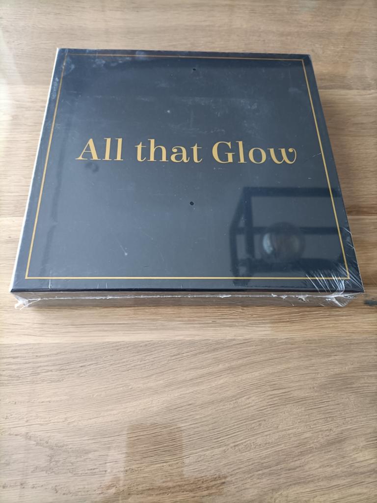 Spel 'All that Glow', Vijf spelers of meer, Ophalen of Verzenden, Nieuw, ICN BV