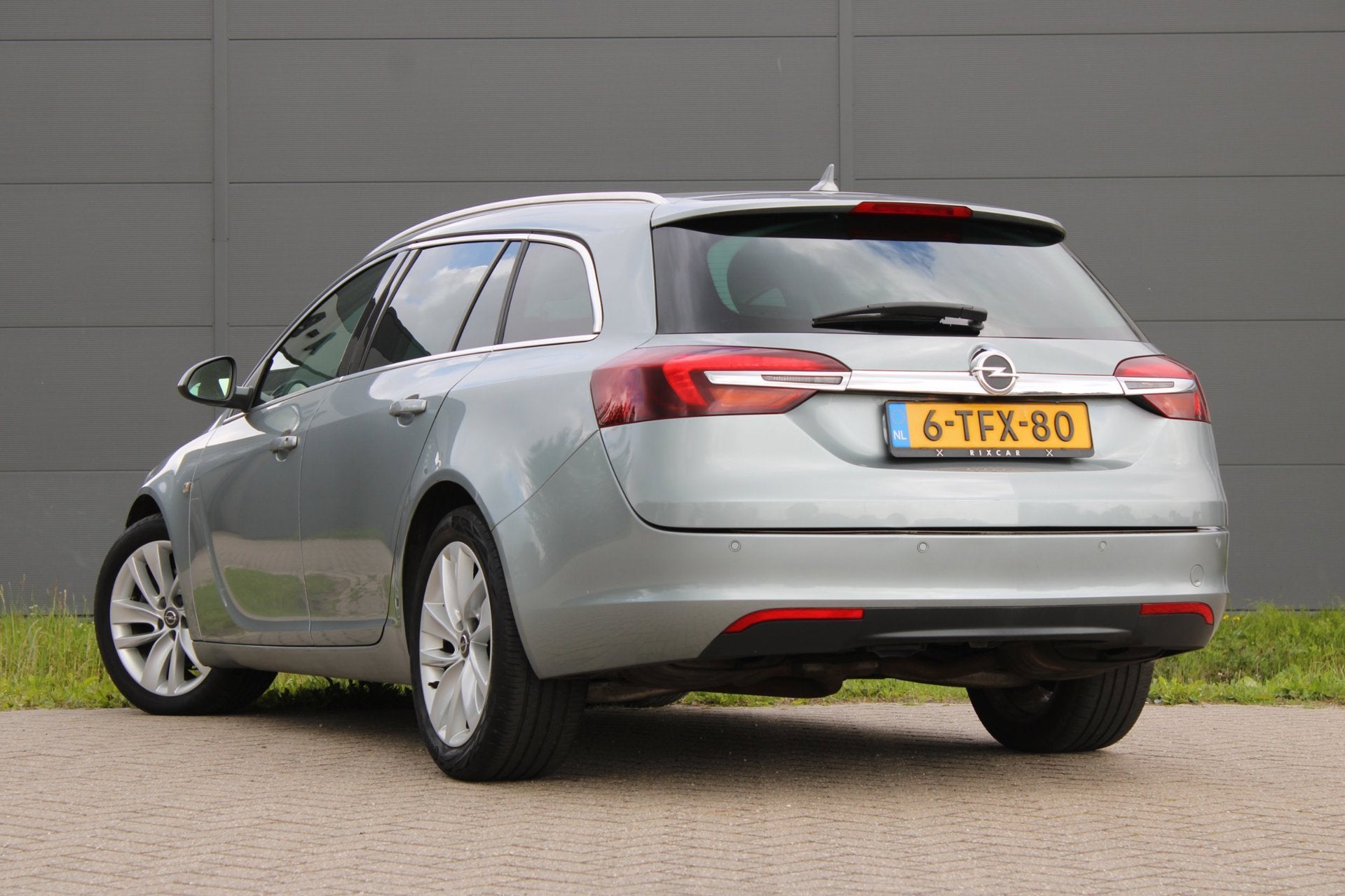 Opel Insignia Sports Tourer 1.6 T Cosmo Trekhaak Camera 170P, Voorwielaandrijving, Euro 5, Stof, Gebruikt