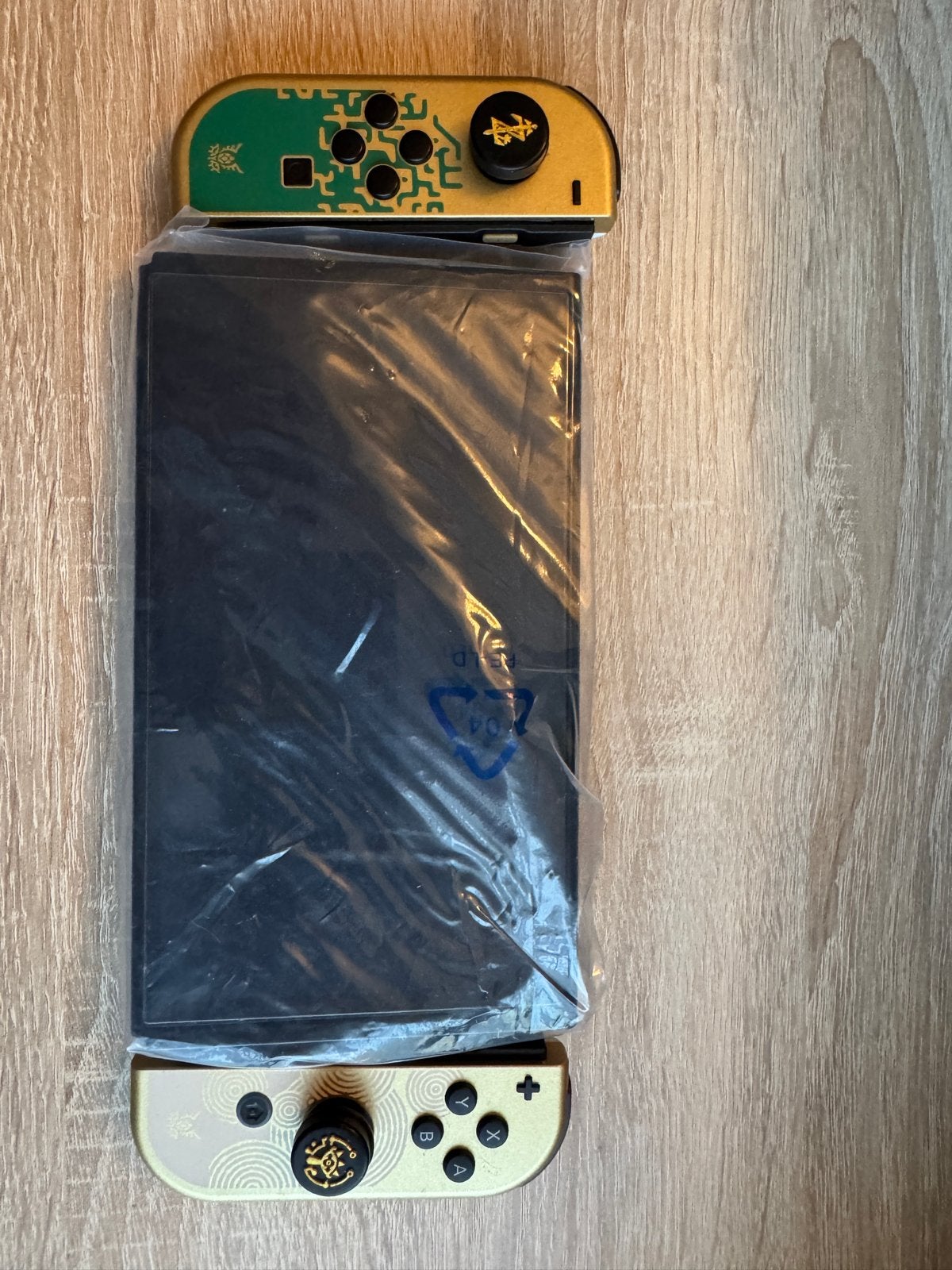 Foto 3 van Nintendo Switch OLED Zelda Tears of the Kingdom Editie