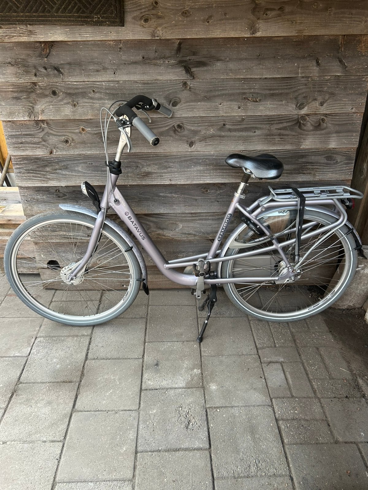 Batavus Mambo dames/moederfiets 48/49 cm frame, Fietsen en Brommers, Ophalen, Batavus, Zo goed als nieuw, 0 zitjes