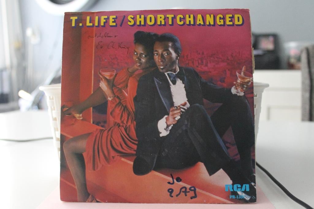 7" Single T. Life - Shortchanged / I Found My Way, Gebruikt, 7 inch, Single, Ophalen of Verzenden