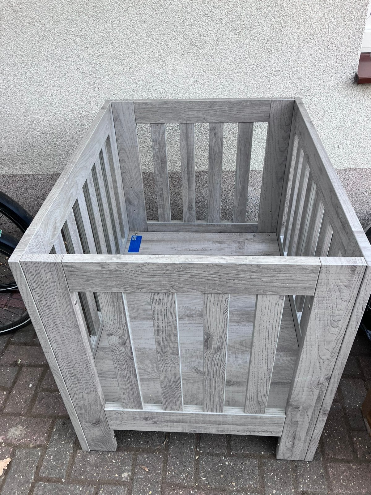 Mooie box met koeka boxdeken ., Ophalen, Zo goed als nieuw