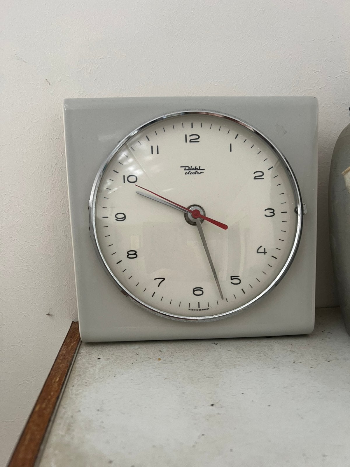 Jaren 50 60 fifties porcelaine vintage keukenklok, Ophalen of Verzenden, Huis en Inrichting