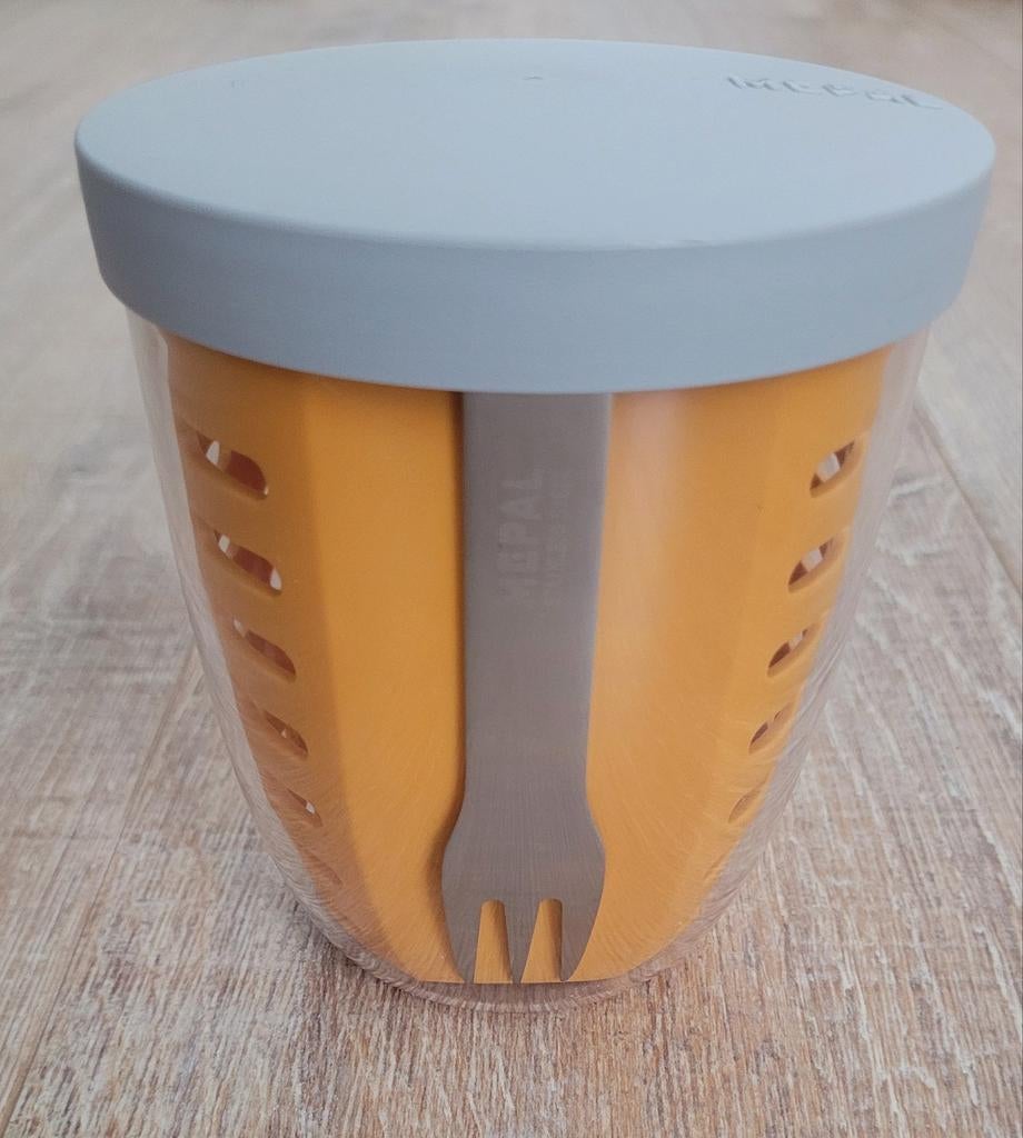 Nieuw! Mepal fruit & veggie pot geel incl. vorkje, 600ml, Ophalen of Verzenden, Nieuw, Geel
