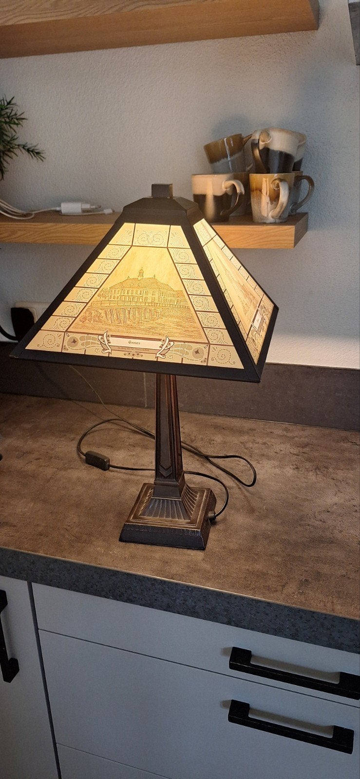 gebrandschilderde tafellamp decor art, Antiek en Kunst, Antiek | Lampen, Ophalen