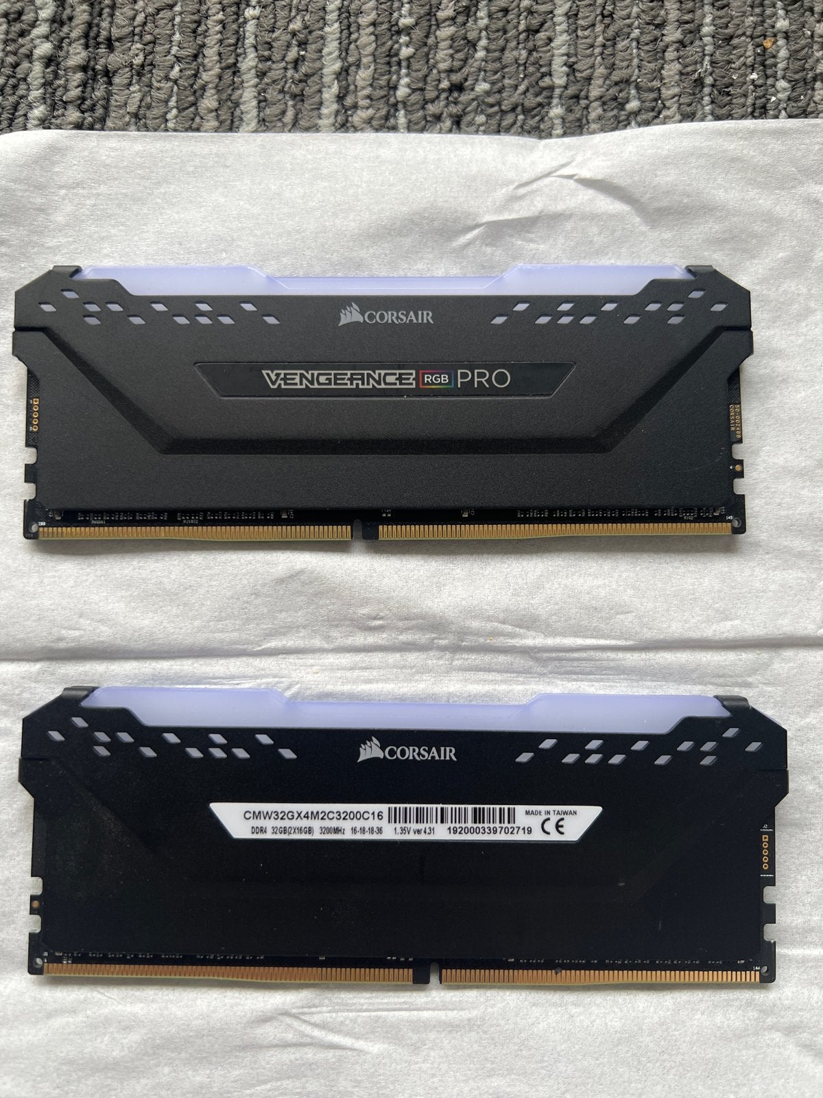 Corsair Vengeance RGB PRO DDR4 32GB (2x16GB) 3200MHz, Computers en Software, RAM geheugen, Ophalen, 32 GB, DDR4, Zo goed als nieuw