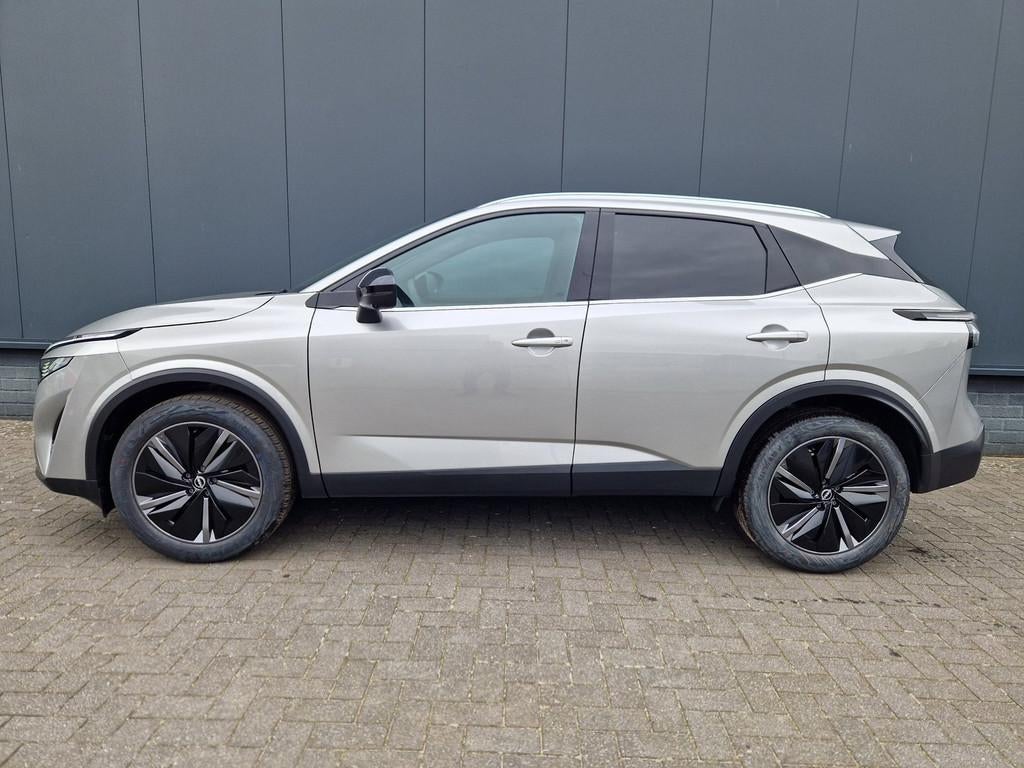 Nissan Qashqai 1.3 MHEV 158PK Tekna /Pano /Led /360camera /L, Zwart, 4 cilinders, Bedrijf, Hybride Elektrisch/Benzine