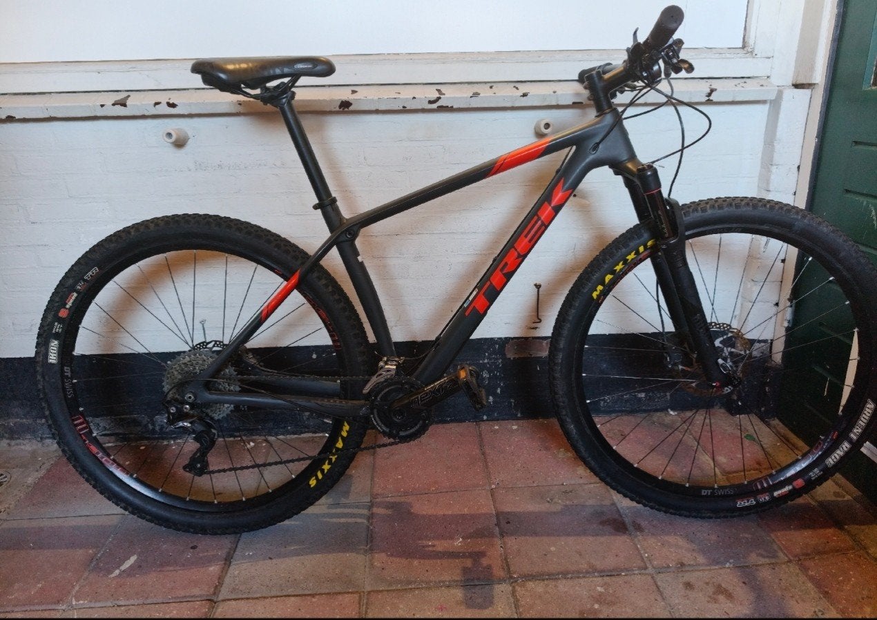 Trek Procaliber 9.7 (2018) XL Carbon | Was €3.300, nu €1.000, Ophalen, Gebruikt, Meer dan 20 versnellingen, Overige merken
