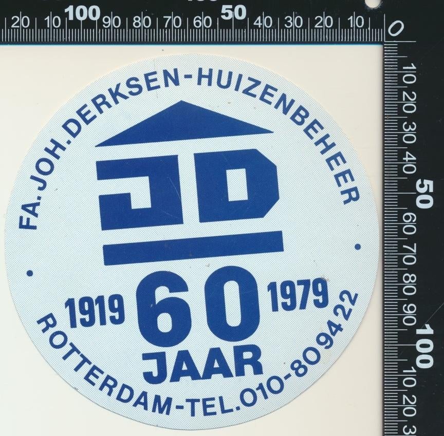 Sticker: Derksen Huizenbeheer - 60 Jaar - Rotterdam, Verzamelen, Ophalen of Verzenden, Zo goed als nieuw, Bedrijf of Vereniging