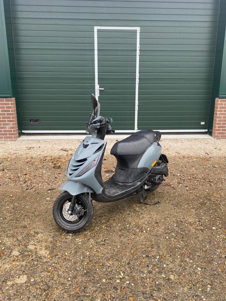 Piaggio zip Nardo Grey, Ophalen, Zo goed als nieuw, Overige typen, Piaggio