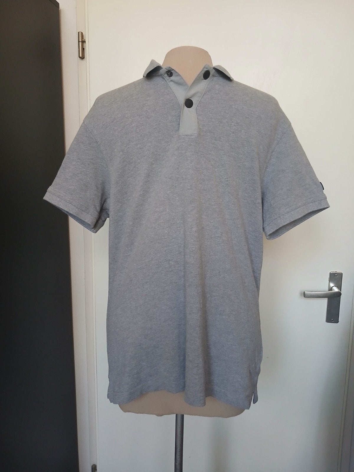 Barbour International Polo Shirt Maat M Grijs, Maat 48/50 (M), Ophalen of Verzenden, Zo goed als nieuw, Grijs
