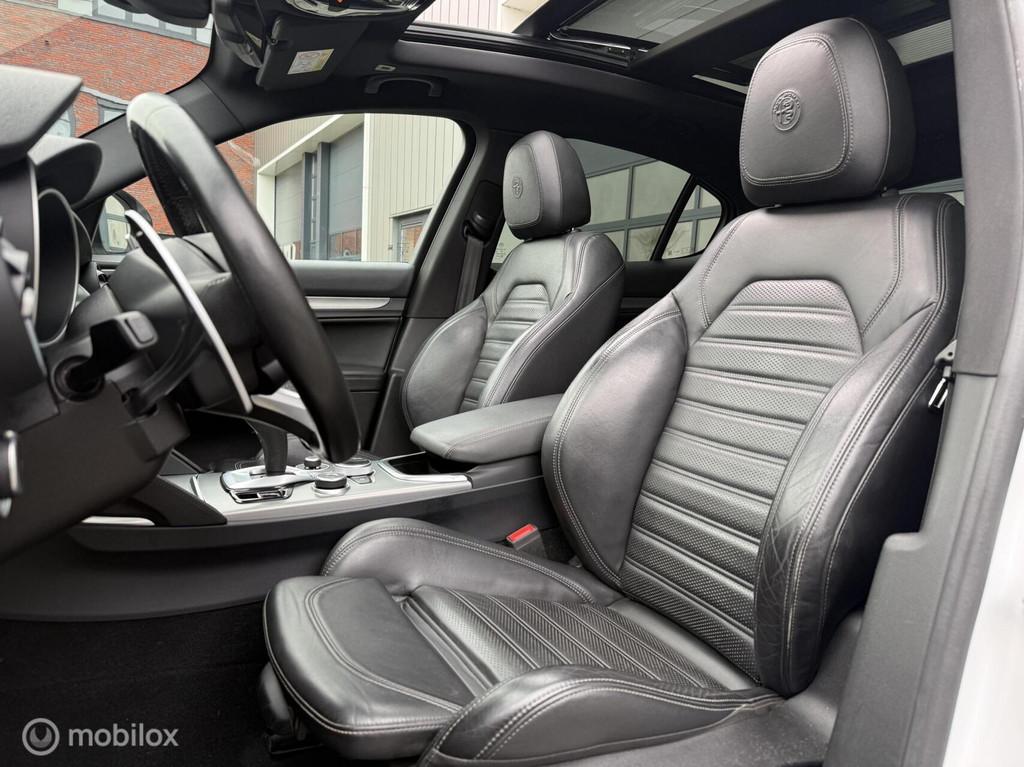 Alfa Romeo Stelvio 2.0 T AWD Sprint Panodak Leer Navi Carpla, Auto's, Automaat, 1995 cc, Zwart, 4 cilinders