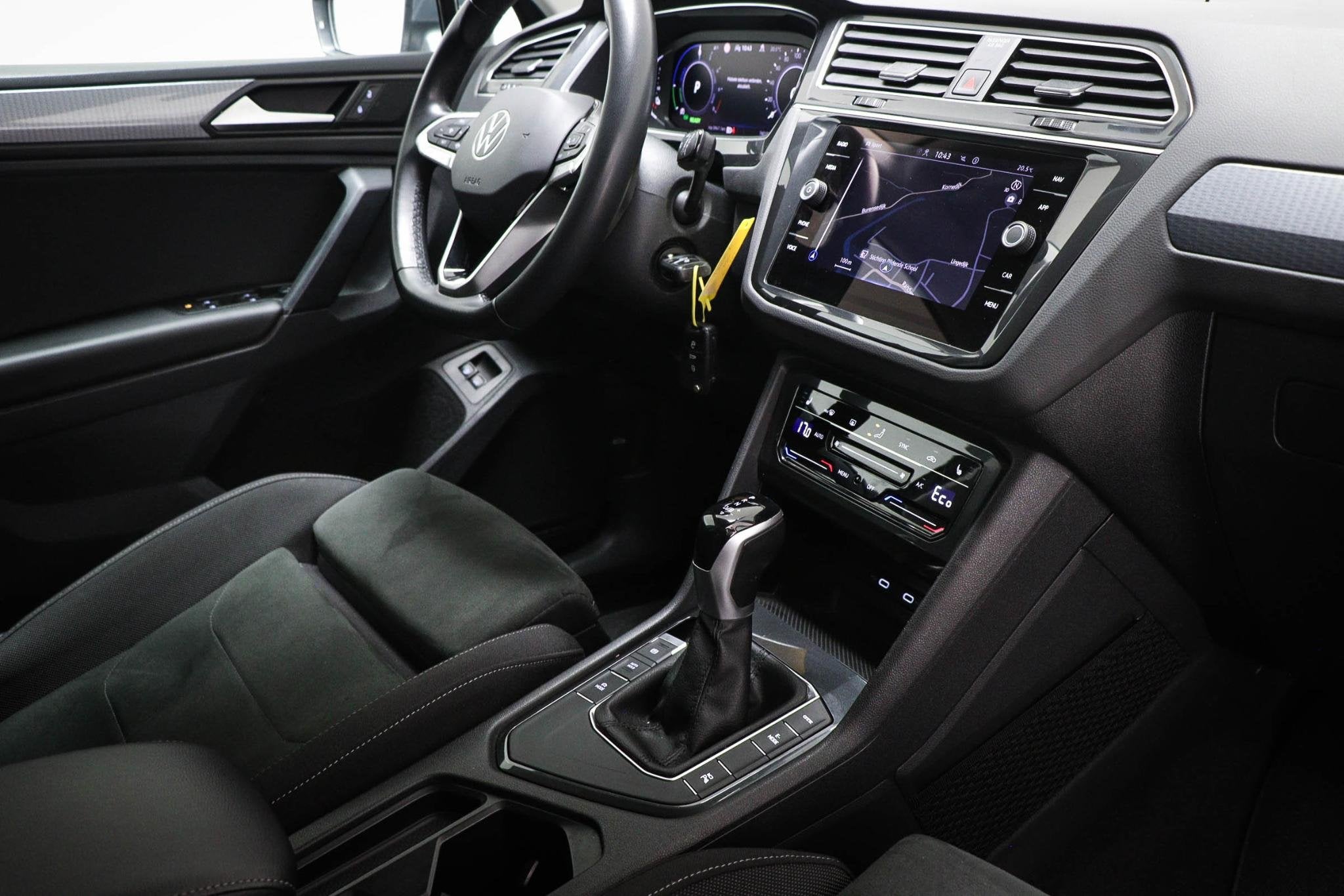Volkswagen Tiguan 1.4 TSI eHybrid Business | WINTER / TRAILE, Stof, 4 cilinders, Met garantie (alle), Hybride Elektrisch/Benzine