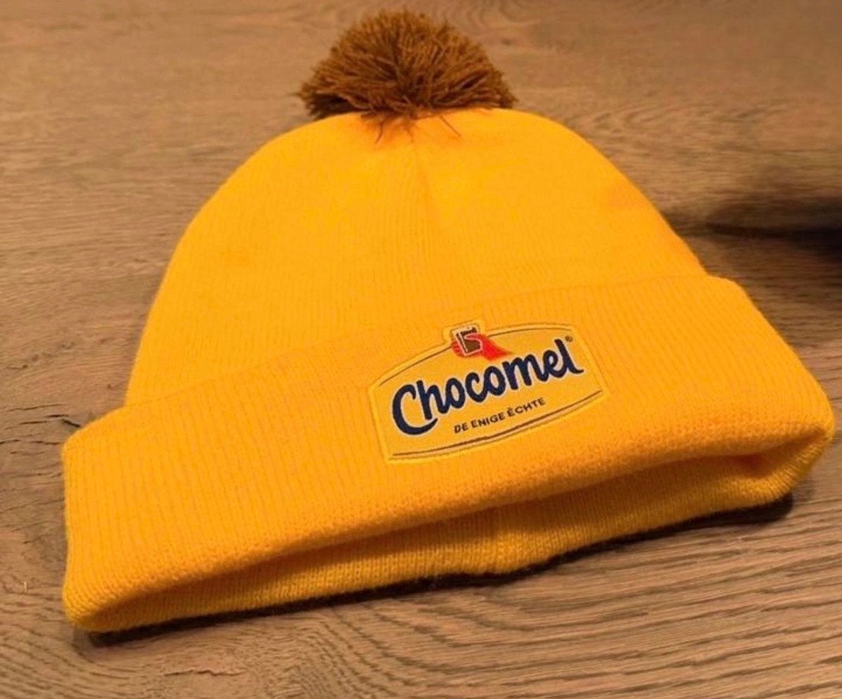 Chocomel Muts - De Enige Echte, Ophalen of Verzenden, Nieuw, Maat 38/40 (M), Muts