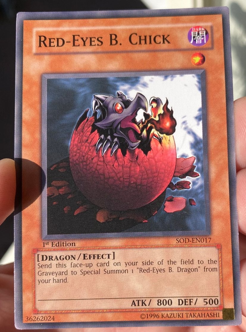 Yu-Gi-Oh! Red-Eyes B. Chick SOD 1st Edition !, Hobby en Vrije tijd, Verzamelkaartspellen | Yu-gi-Oh!, Ophalen of Verzenden, Gebruikt