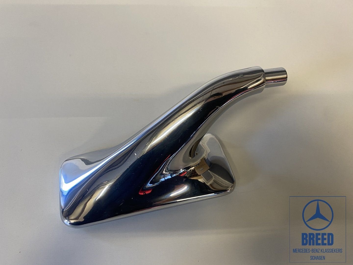 NOS houder dakreling linksvoor Mercedes-Benz W123 T-Model S1, -, Nieuw, Ophalen of Verzenden, -
