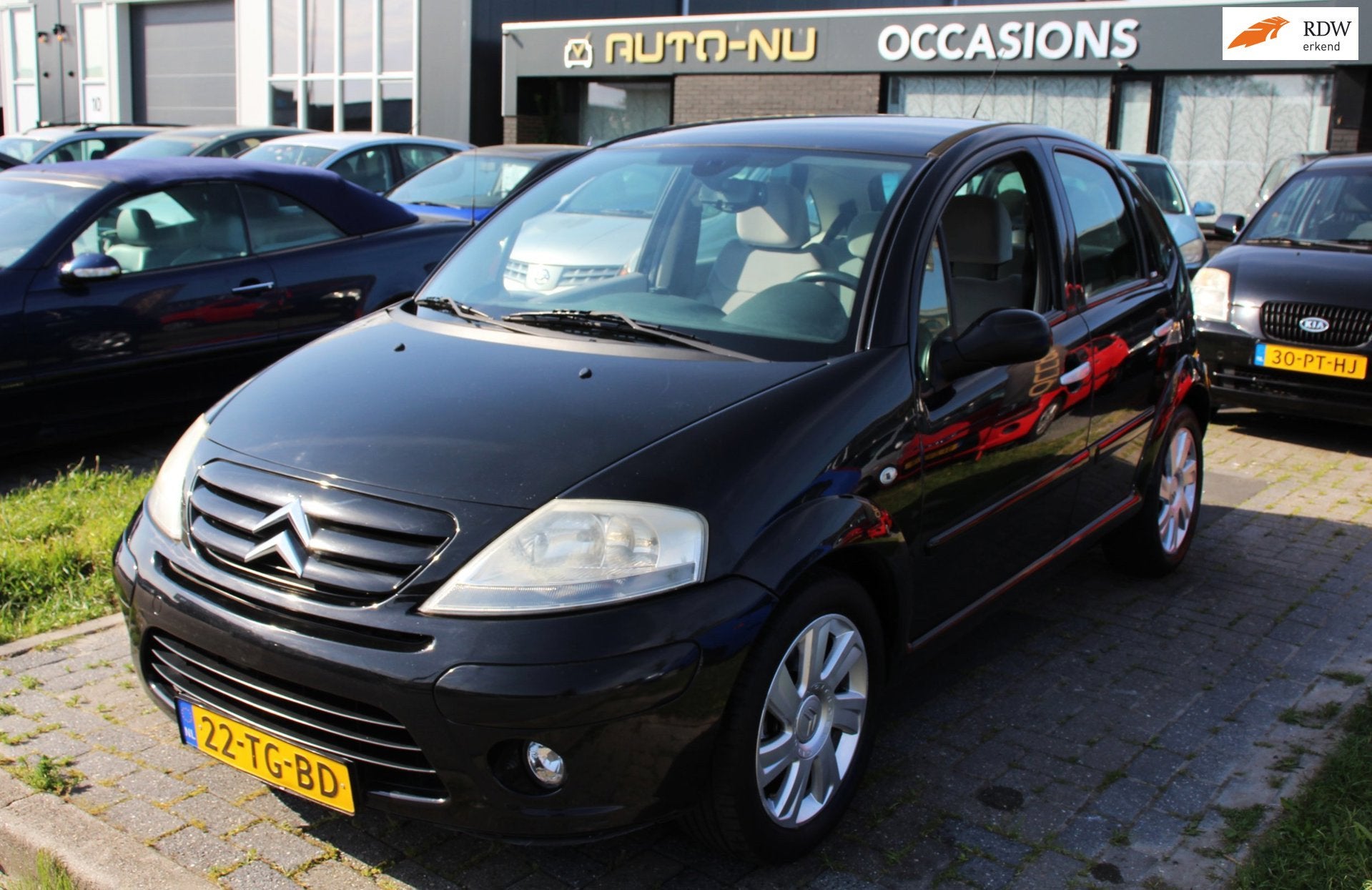 Citroen C3 1.6i-16V Exclusive AUTOMAAT APK aug 2027! Climate, Auto's, Parkeersensor, Gebruikt, Zwart, 4 cilinders
