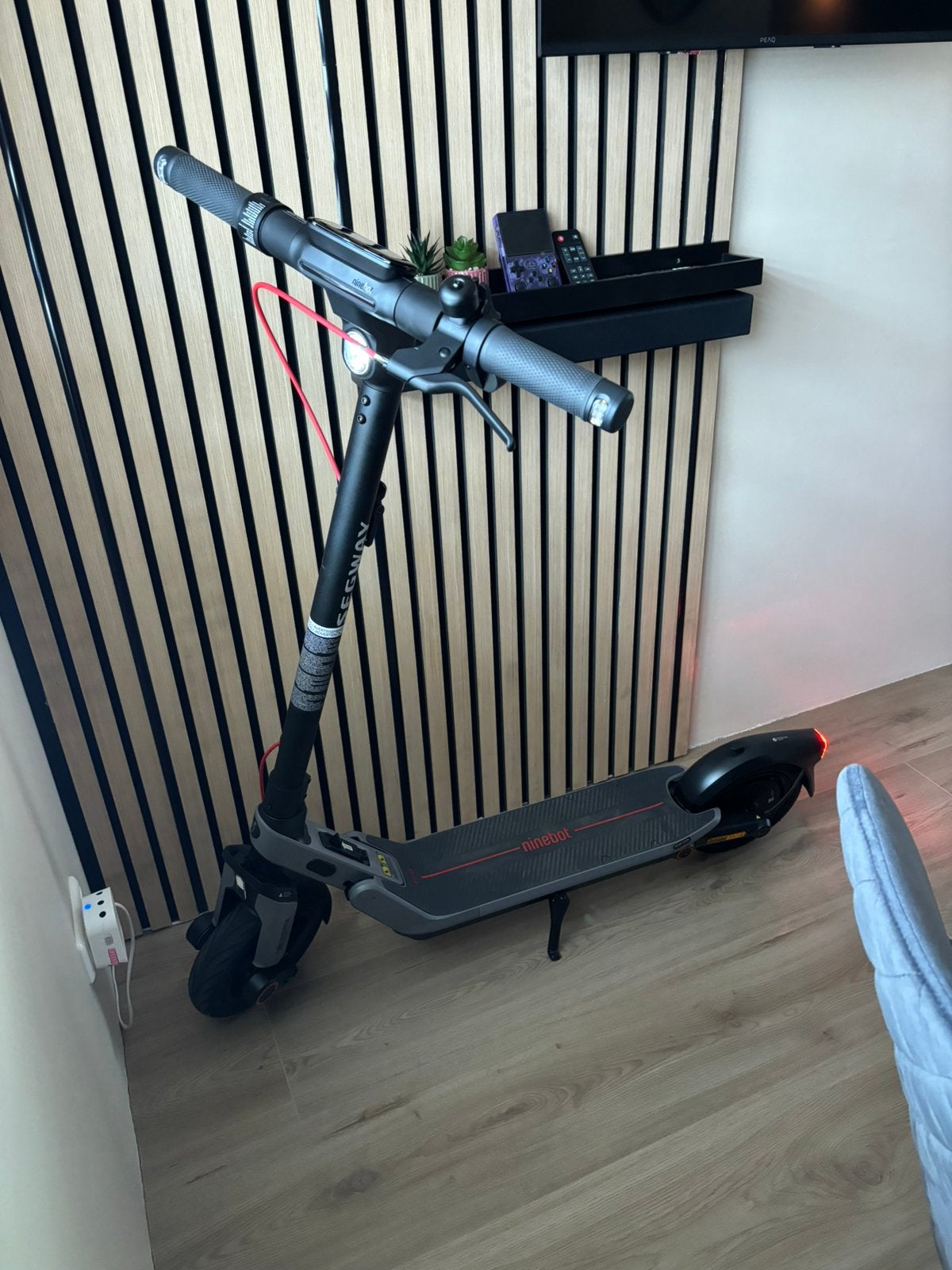Segway ninebot e3 10.7 km oud, Fietsen en Brommers, Ophalen, Zo goed als nieuw, Elektrische step (E-scooter)