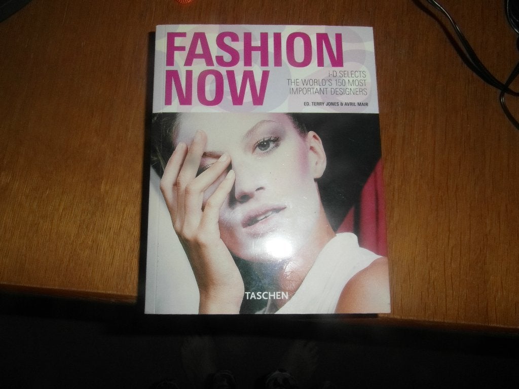 fashion now, Boeken, Ophalen of Verzenden, Zo goed als nieuw, Mode algemeen