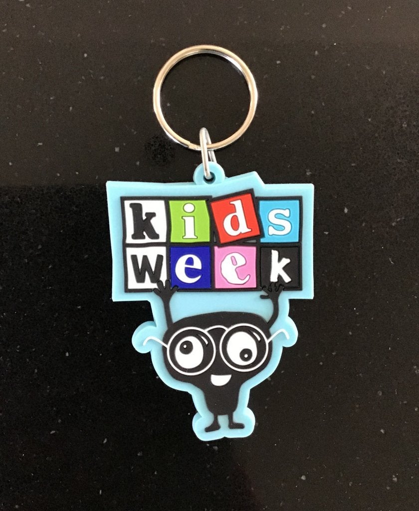 Rubberen sleutelhanger van Kidsweek. Hoogte 9,5 cm. Nieuw., Verzenden, Nieuw, Merk