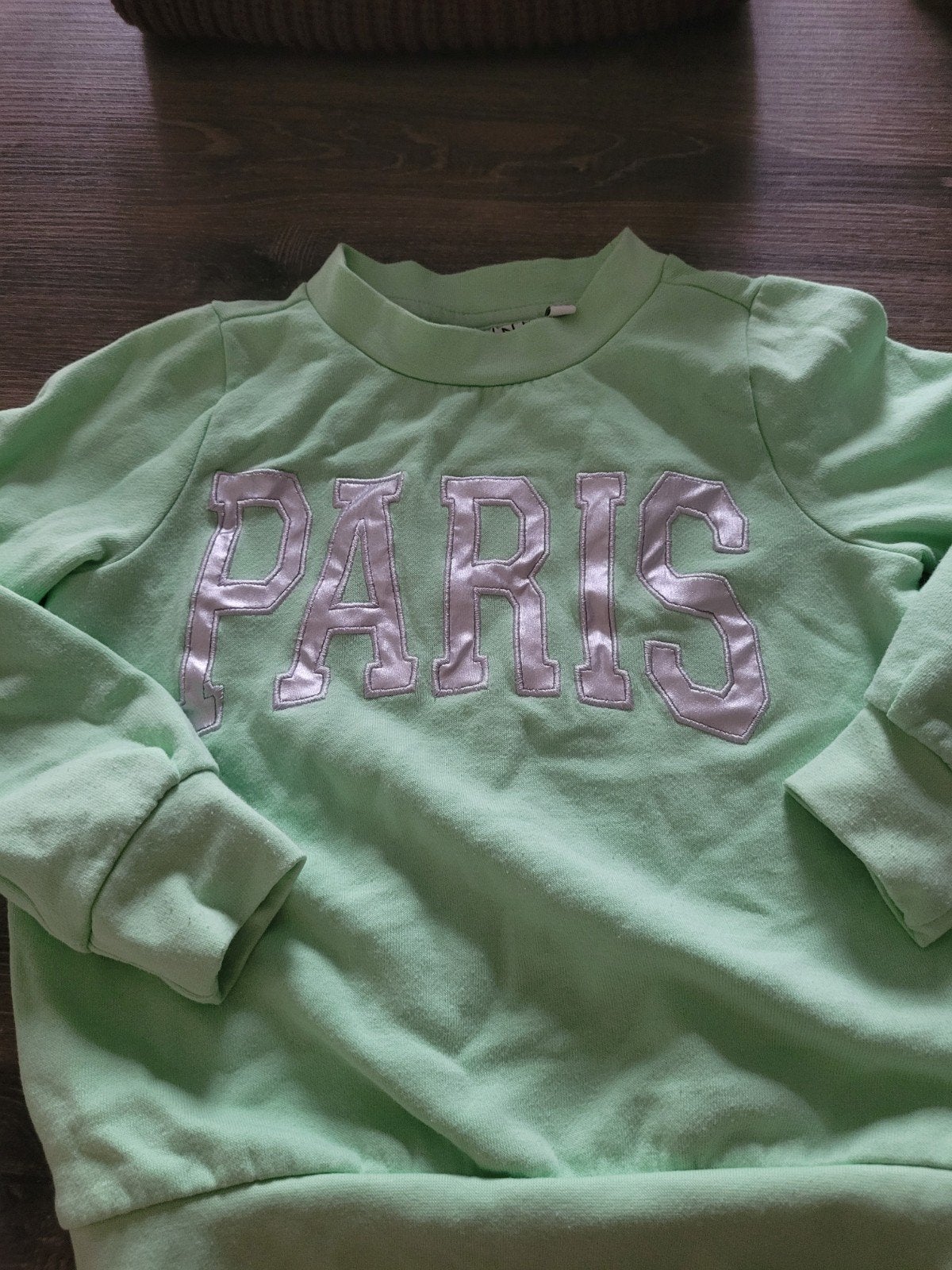 Leuke mintgroene meisjestrui met 'Paris' opdruk, Gebruikt, Meisje, D-Zine, Trui of Vest
