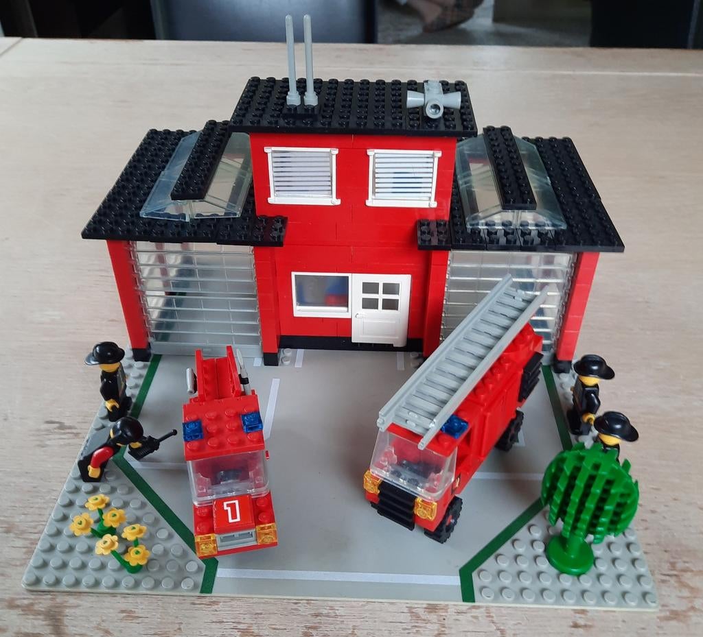 Lego Brandweergarage Set 6382 uit 1982, Ophalen of Verzenden, Gebruikt