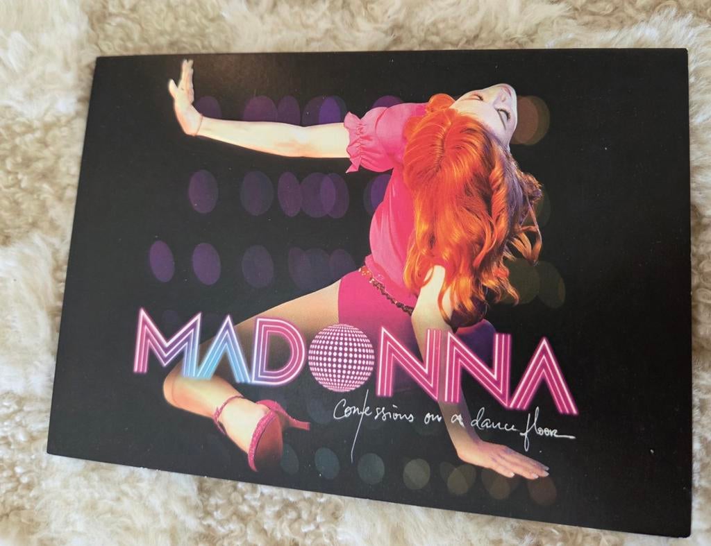 Confessions on a Dance Floor - Madonna, Verzamelen, Ansichtkaarten | Themakaarten, Verzenden, 1980 tot heden, Gelopen, Sterren en Beroemdheden