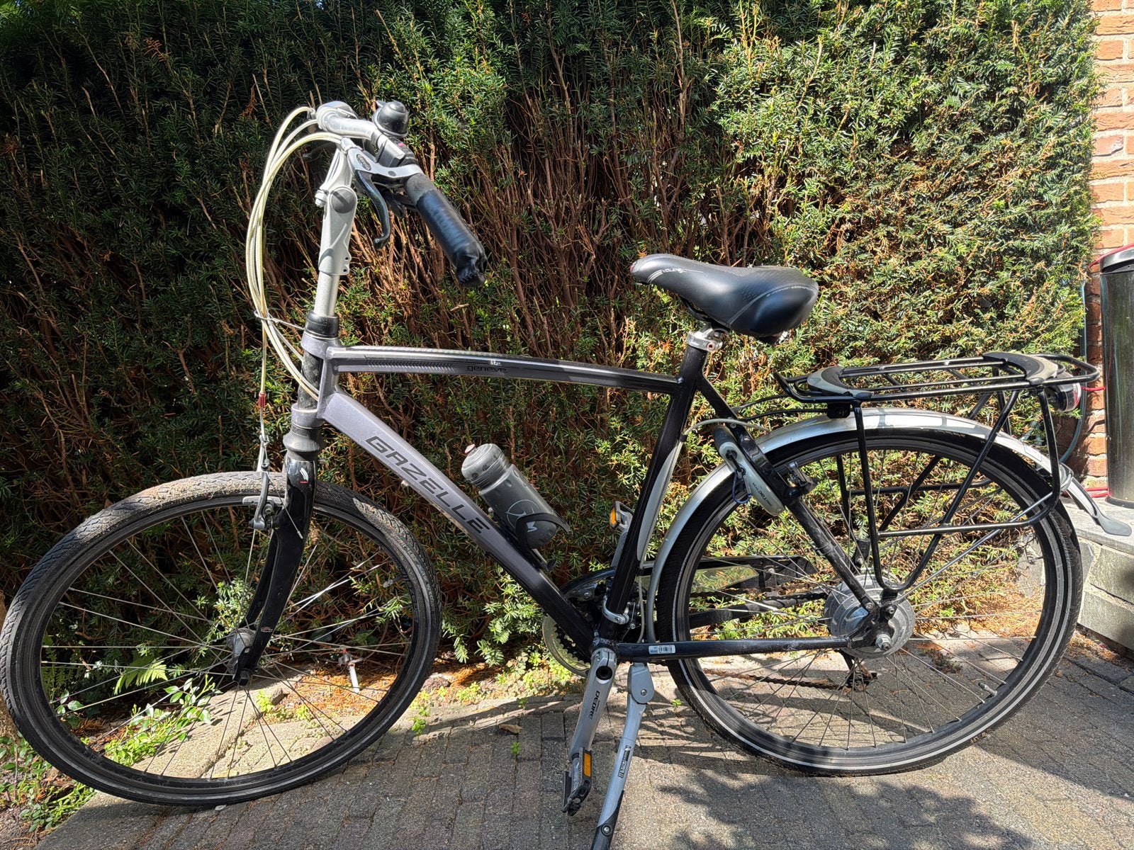 Gazelle fiets met comfortabele rit, remmen moeten worden ver, Ophalen, Velgrem, Versnellingen, Gazelle