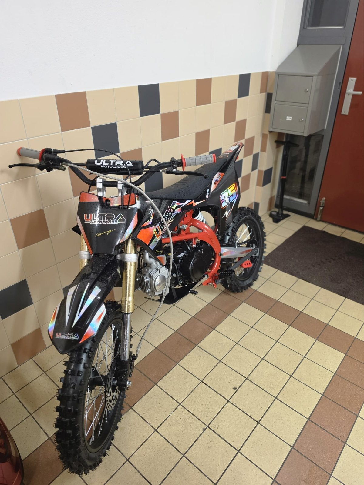 Crosser 125cc, Fietsen en Brommers, Ophalen of Verzenden, Zo goed als nieuw, Overige merken