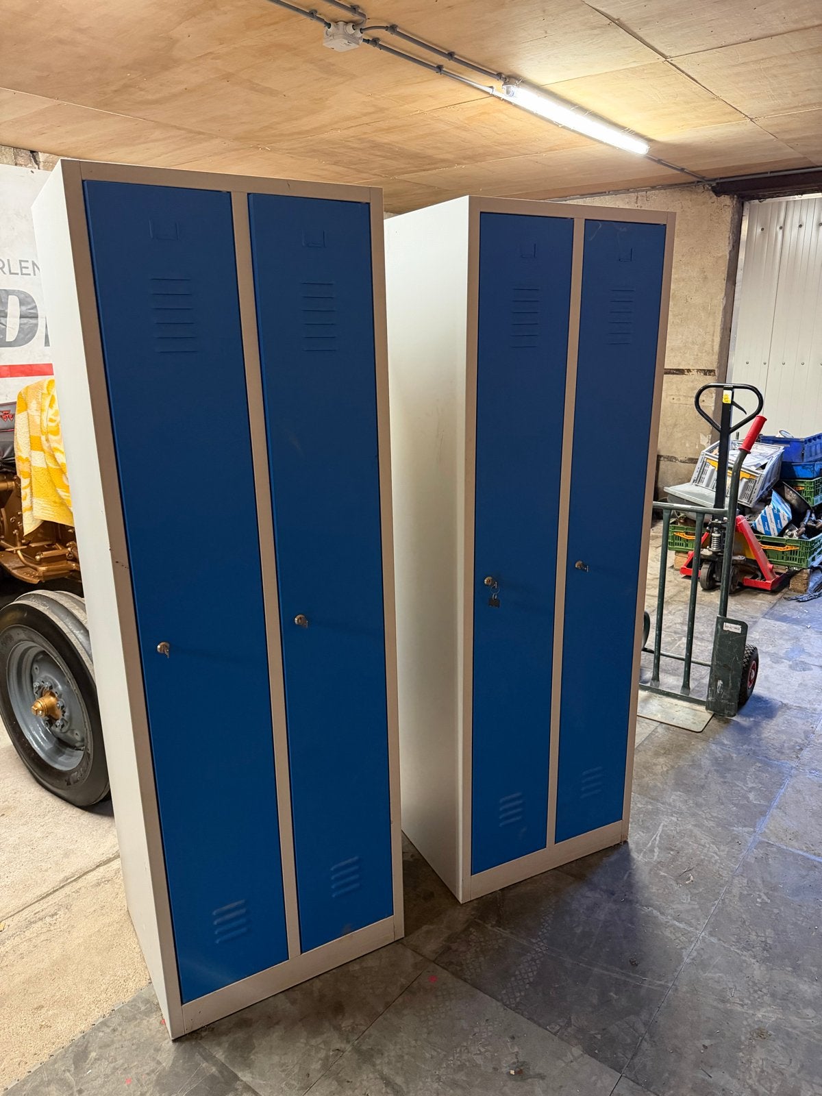 Metalen lockers, Ophalen, Gebruikt