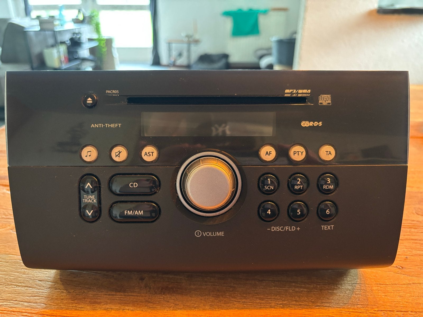 Panasonic CQ-HX10673G Autoradio CD/MP3, Auto diversen, Ophalen of Verzenden, Zo goed als nieuw