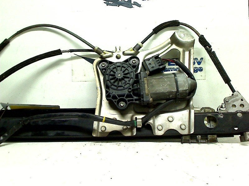 Raammechaniek Elek Rechts Voor + MOTOR S (W220) 2000, Gebruikt, Mercedes-Benz AG, Mercedes-Benz, Mercedesstraße 120, Stuttgart 70372, , Duitsland
