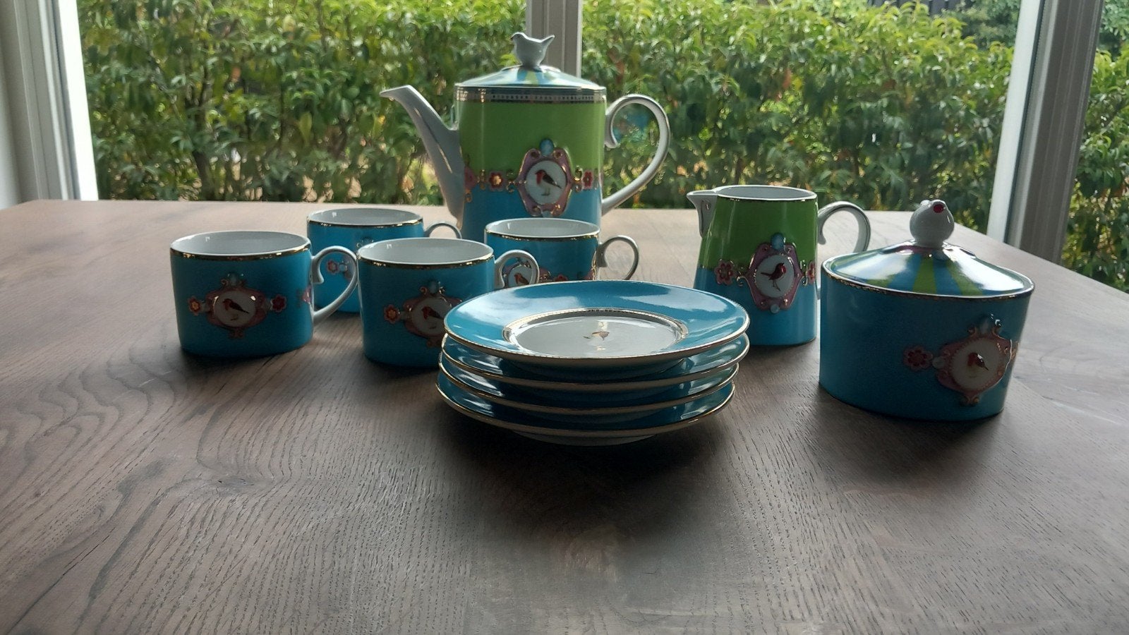 Pip Studio serviescollectie - Theepot, kopjes, schotels, Huis en Inrichting, Keuken | Servies, Gebruikt, Pip Studio, Ophalen of Verzenden