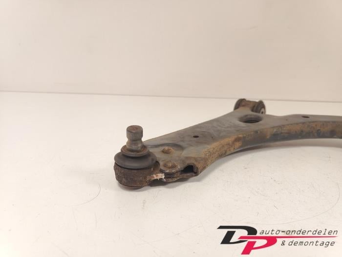 Draagarm links-voor van een Ford Fiesta, Gebruikt, -, -, Ophalen of Verzenden