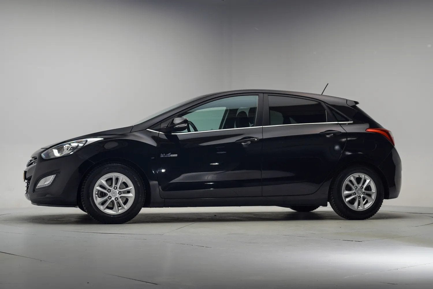 Hyundai i30 1.6 GDI I-Motion Plus [ Trekhaak Clima LED Camer, Voorwielaandrijving, 135 pk, Gebruikt, 1591 cc