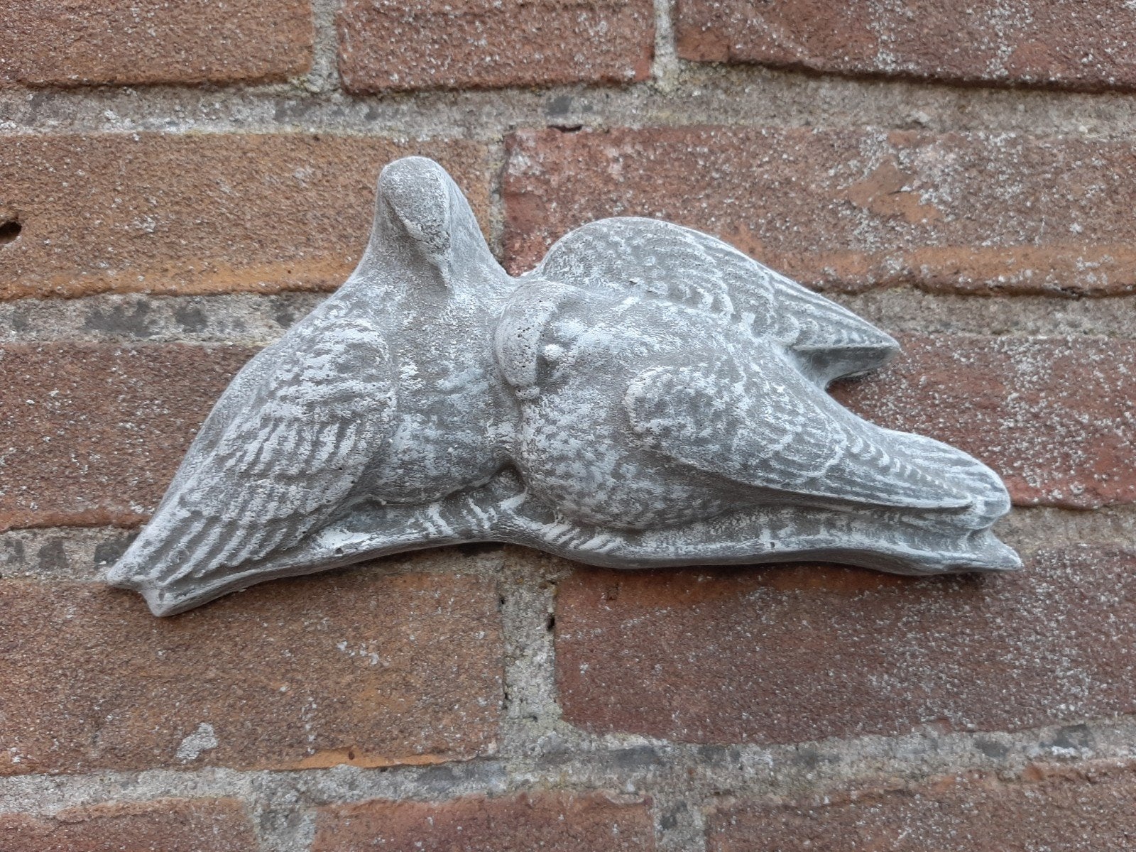 Duiven wanddecoratie betonnen beeld tuinbeeld beton, Ophalen of Verzenden