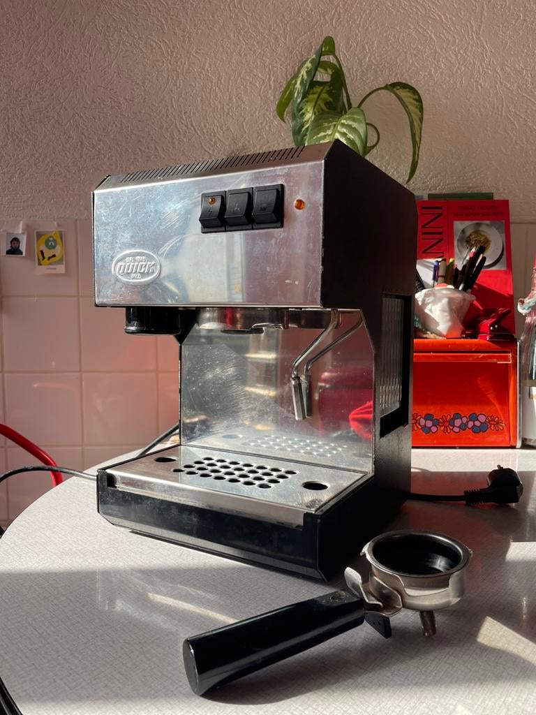 Quickmill 2820, Witgoed en Apparatuur, Koffiezetapparaten, Niet werkend, Gemalen koffie, Espresso apparaat, 1 kopje, Afneembaar waterreservoir