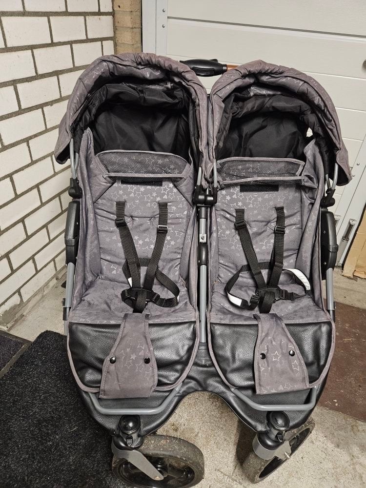 Duo kinderwagen met voetenzakken, Duowagen, Zo goed als nieuw, Ophalen, Kinderwagen