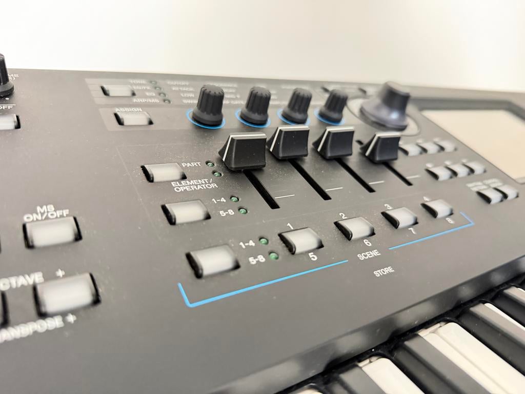 Yamaha MODX6 Synthesizer, Muziek en Instrumenten, Ophalen, Gebruikt, 61 toetsen, Yamaha
