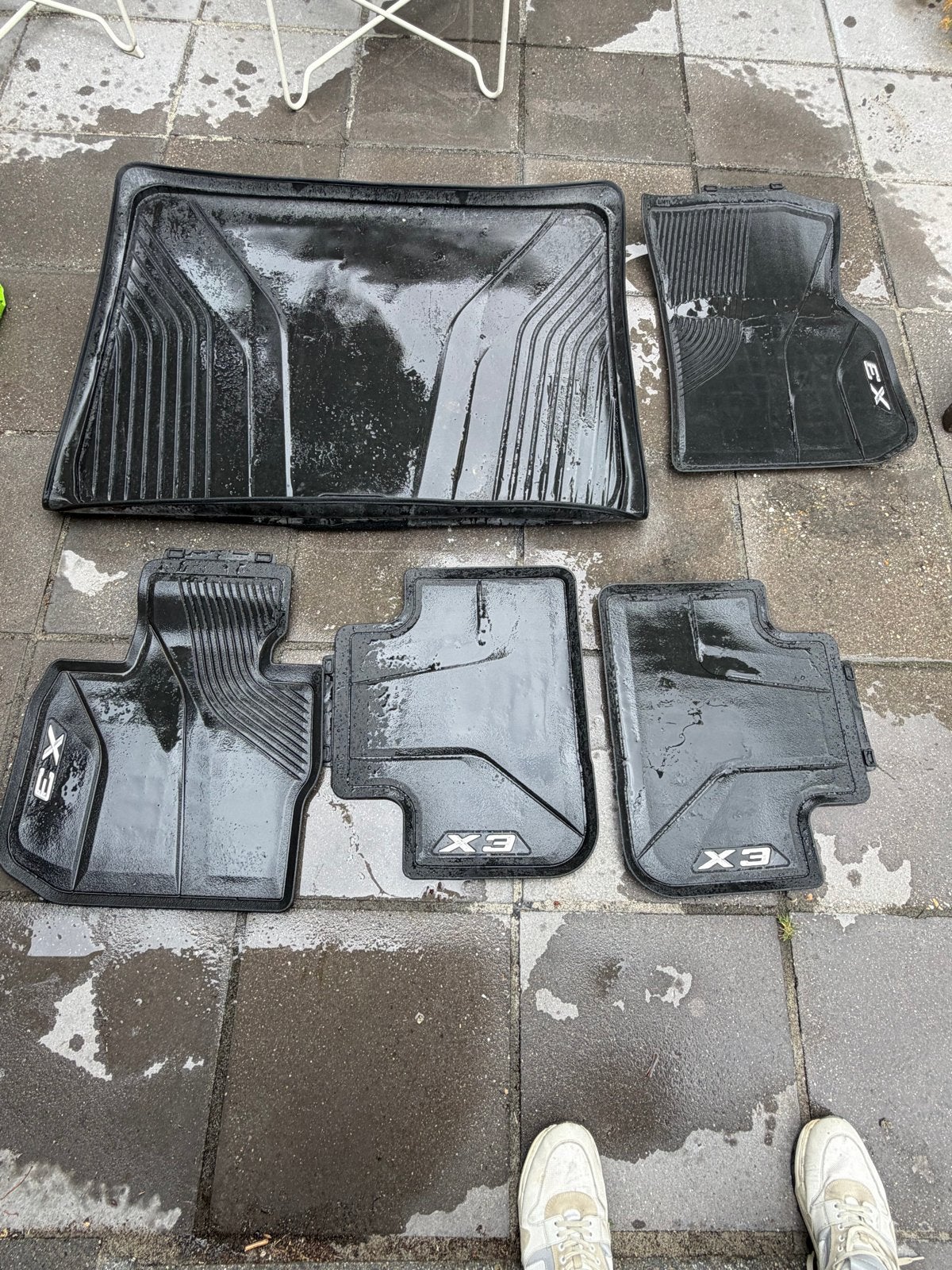 BMW X3 rubberen mattenset en kofferbakmat, Ophalen of Verzenden, Gebruikt