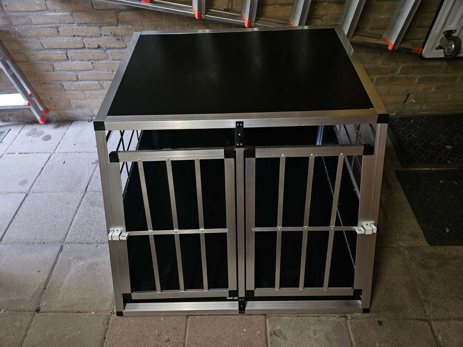 Hondenbench XL, Ophalen